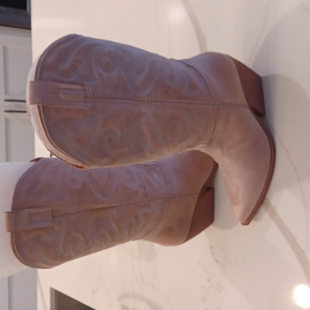 Steve Madden West Pink Leather Western Factory Distressed Boots SZ 9M